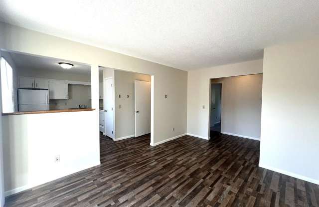406 Timberlane Dr Gallery 2