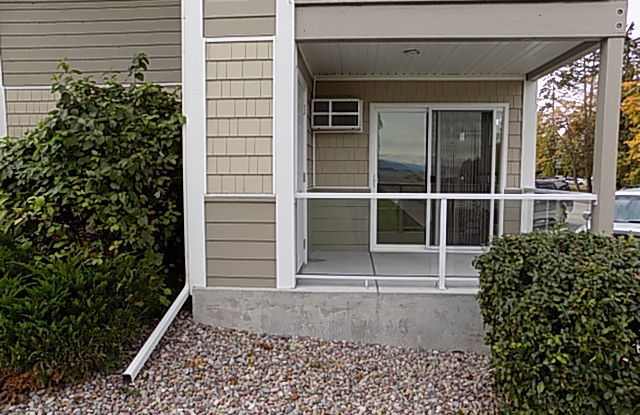 Best Baypointe Condo - ONLY Sept 8th - May 31st(maybe longer) photos photos