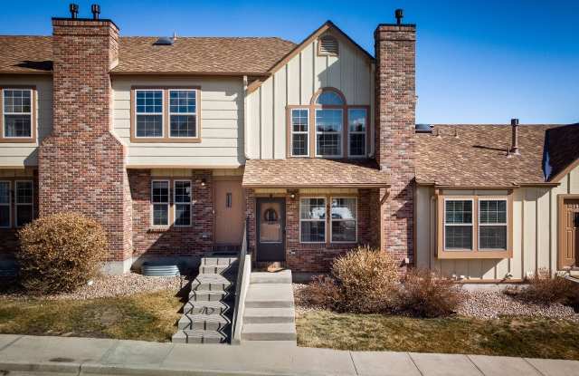 Stunning Townhome with Mountain Views in Ravencrest Condominiums! photos photos