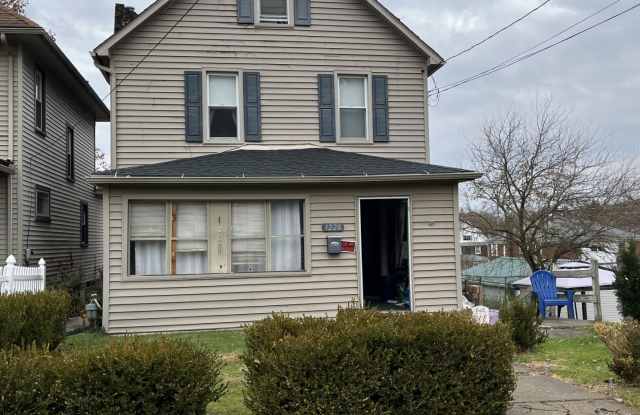 1228 Washington Street photos photos