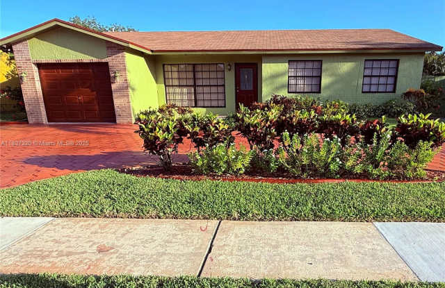 8510 Northwest 8th Street photos photos