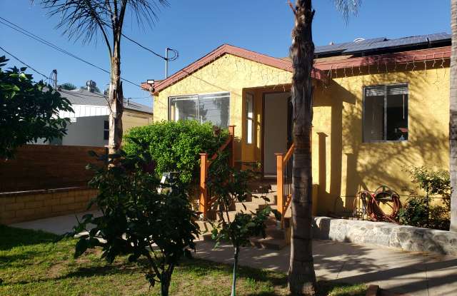 12818 Woodcock Ave photos photos