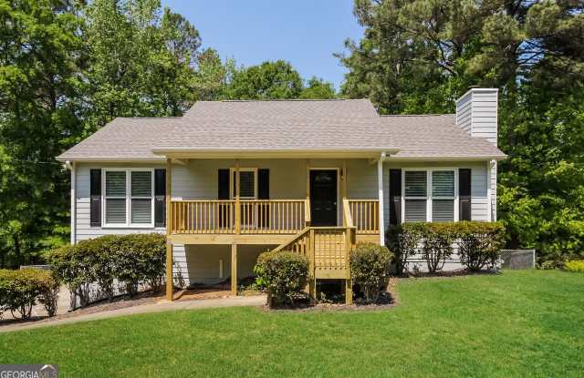 333 Oak Landing Circle - 333 Oak Landing Circle, Paulding County, GA 30134