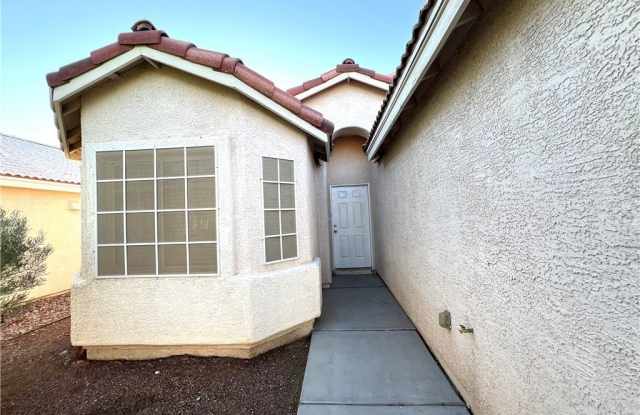 6133 Camden Cove Street Gallery 3
