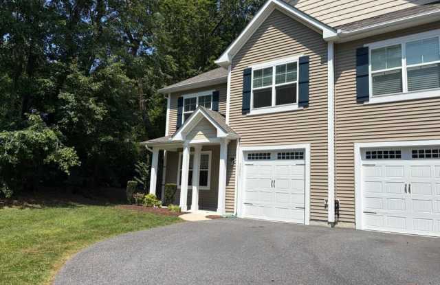 32041 WOODS Court Gallery 2