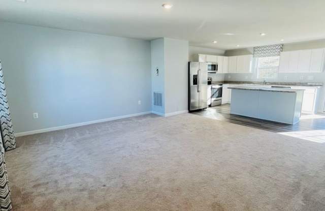Single Family Home for Rent in Cobblers Valley! Gallery 4