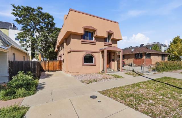Spacious Jefferson Park Home with Solar & EV Charging Gallery 4