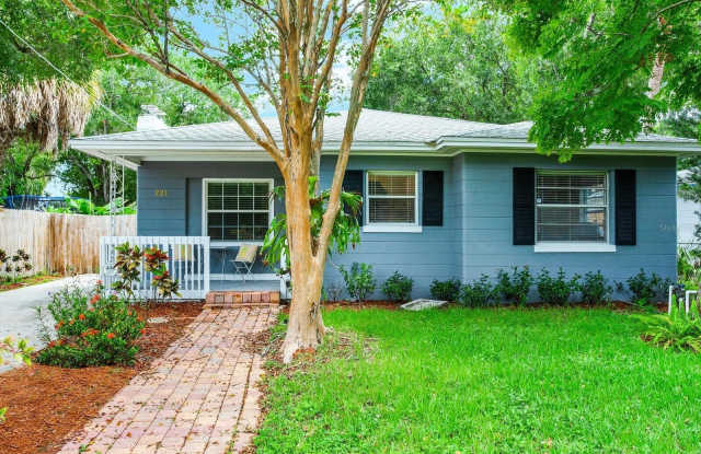 221 N CLEARVIEW Avenue photos photos