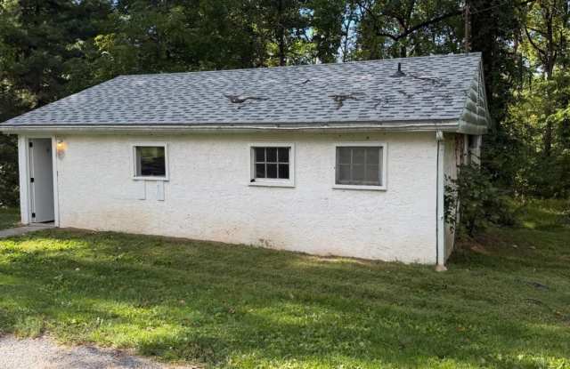 9 WOODCHOPPERTOWN Road Gallery 2