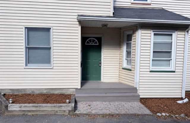 210 S Maple Avenue Gallery 3
