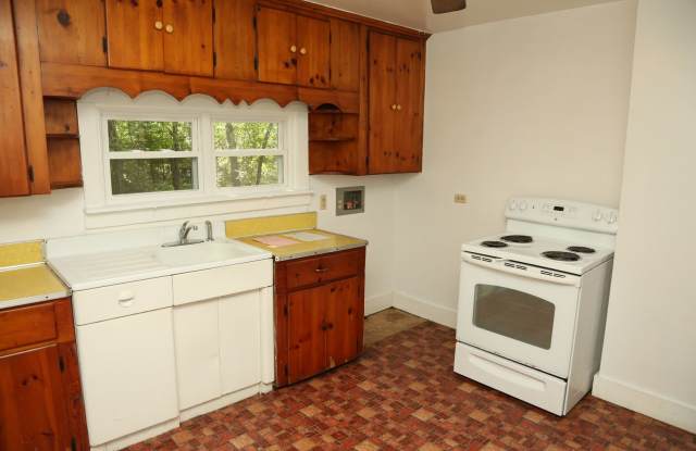 124 Buck Mountain Road | 2 Bedroom Cottage In Earlysville photos photos