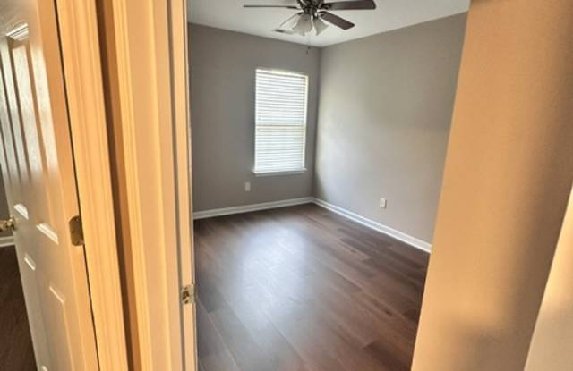 1245 Liberty Bell Court Gallery 4