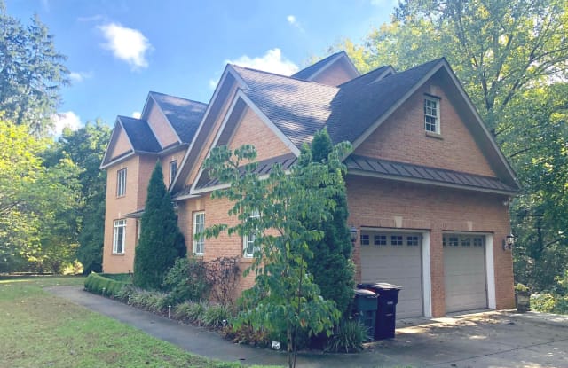 5522 OLD CRAIN HIGHWAY - 5522 Old Crain Highway, Upper Marlboro, MD 20772