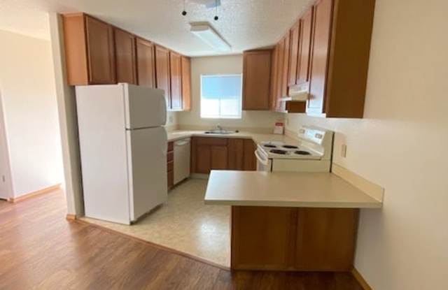 365 Madrona Ave. SE #C-7 Gallery 1