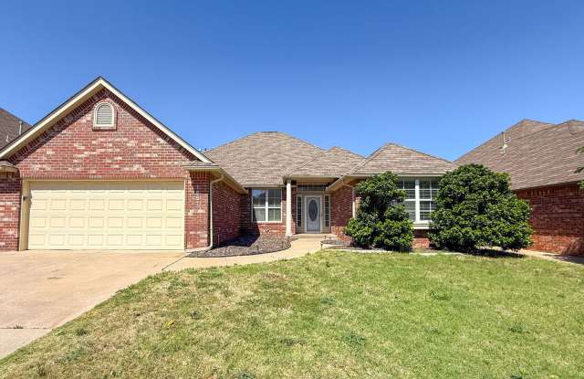 Gated in West Edmond! Storm Shelter! Tons of Space! photos photos