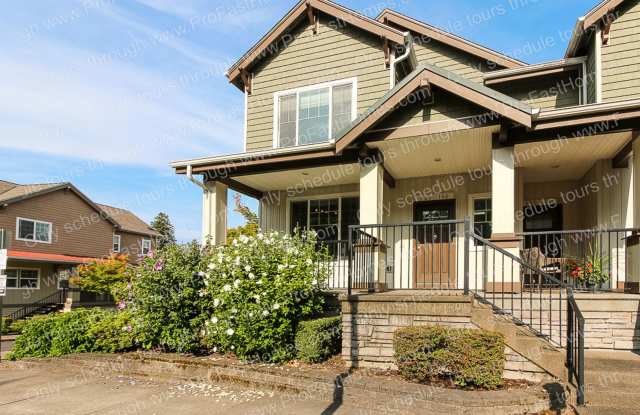 625 NW Lost Springs Ter, #106 - 625 Northwest Lost Springs Terrace, Beaverton, OR 97229