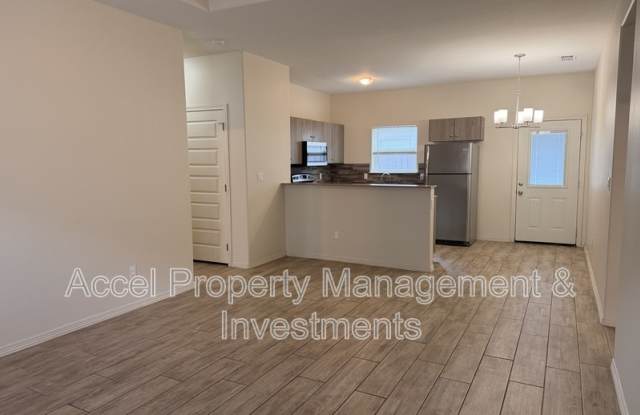 3713 Whitewing Gallery 3