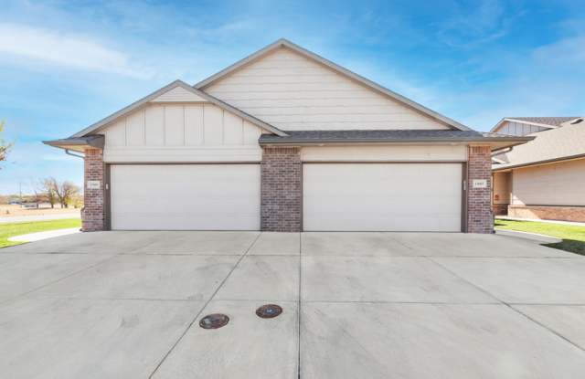 13607 Hunters View St - 13607 Hunters View Street, Wichita, KS 67235
