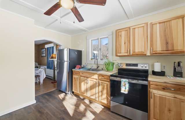 51 Pollard Road photos photos