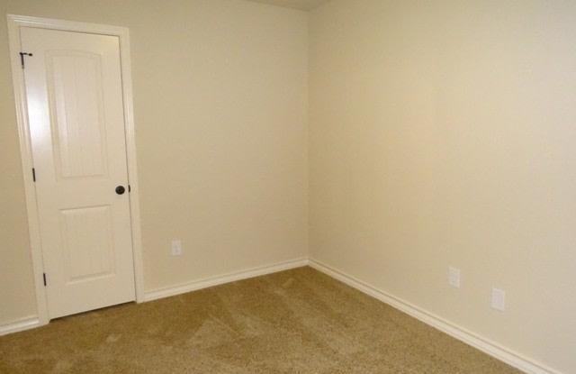 7010 Lakeview Dr. #101, San Antonio, TX. 78244 Gallery 4