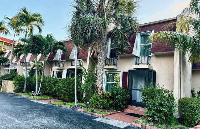 1001 Three Islands Blvd photos photos