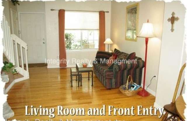 4972 N Silverlace Dr Gallery 2