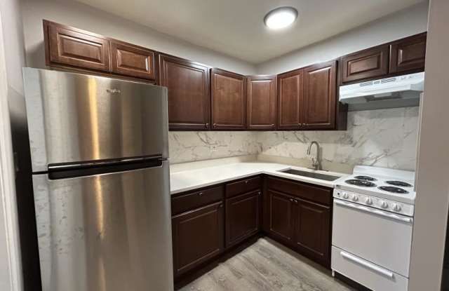 6956 N Ashland photos photos