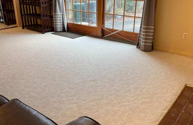 147 EAST Street NE photos photos