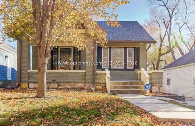 6019 Holmes Street photos photos