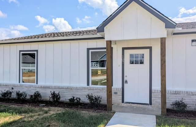 107 Chestnut Cir Gallery 1