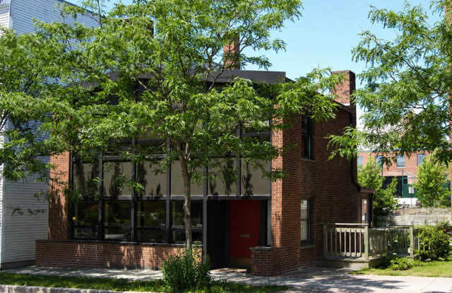 252 College Street, Unit 1 Gallery 1