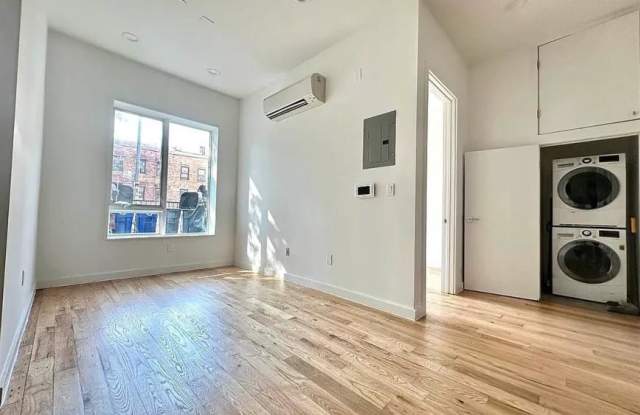66 Linden Street Gallery 3