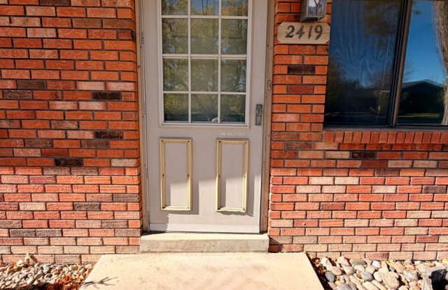 Amazing 3bed/2 bath with finished basement. Gallery 3