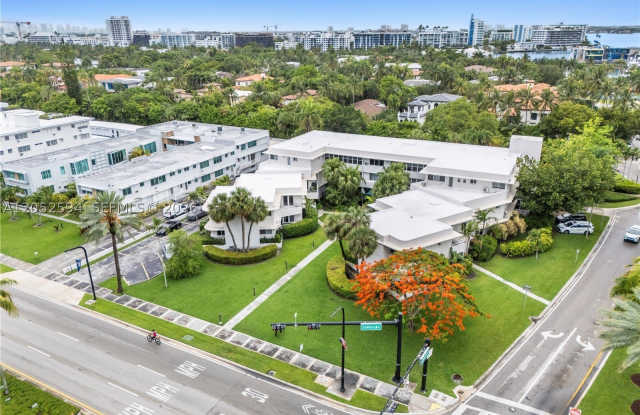 10190 Collins Ave Gallery 2