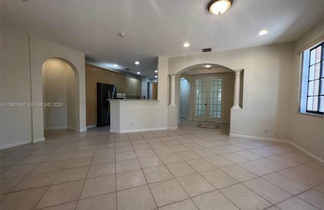 2816 Kinsington Circle 28-1, Weston, FL 33332 Gallery 4