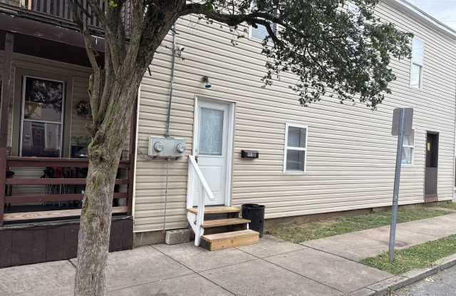 Spacious 2+ Bedroom Apartment-York City SD photos photos