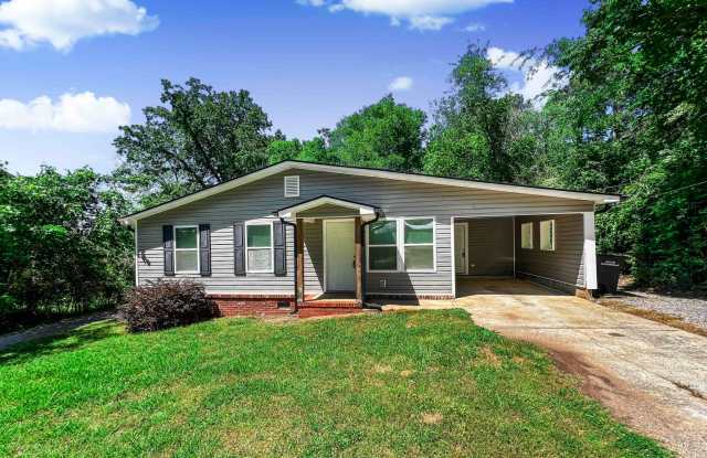 Fantastic Like New 3 BR/1 BA Ranch in Cartersville! Gallery 3