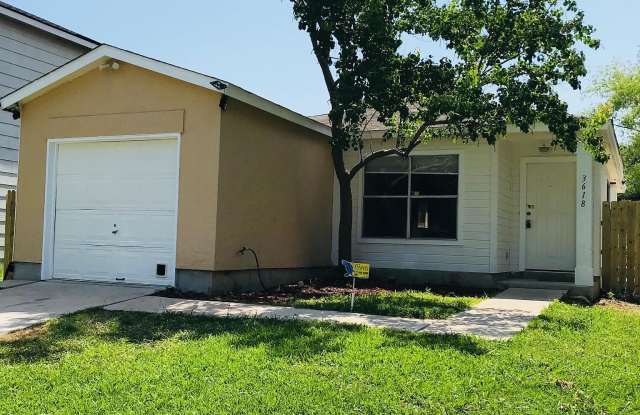 3618 Candlehead Ln - 3618 Candlehead Lane, Bexar County, TX 78244