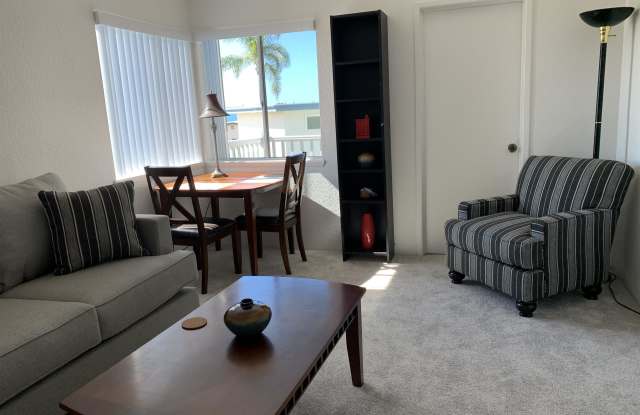 415 Monterey Lane Gallery 3