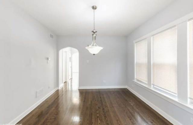 1726 East 85th Place photos photos