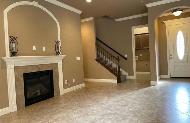 Absolutely Gorgeous 3 br 2.5 ba in a Gated Community photos photos