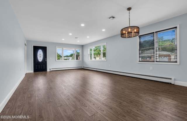 2 Ashcroft Lane Gallery 2