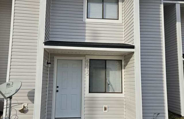 Efficient Townhome w/Spacious Floorplan Convenient to Tyndall AFB! *1/2 OFF Security Deposit for Active-Duty Military!!* photos photos Efficient Townhome w/Spacious Floorplan Convenient to Tyndall AFB! *1/2 OFF Security Deposit for Active-Duty Military!!* photos photos