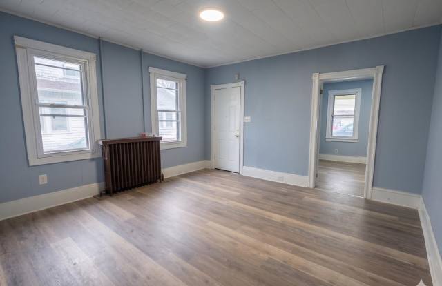 198 SOUTH Avenue Gallery 2