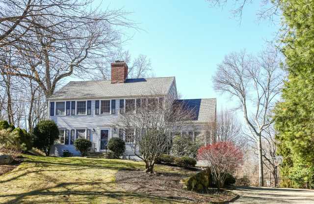 25 Pheasant Run - 25 Pheasant Run, Darien, CT 06820