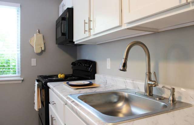 Highview Manor Apartments Gallery 3