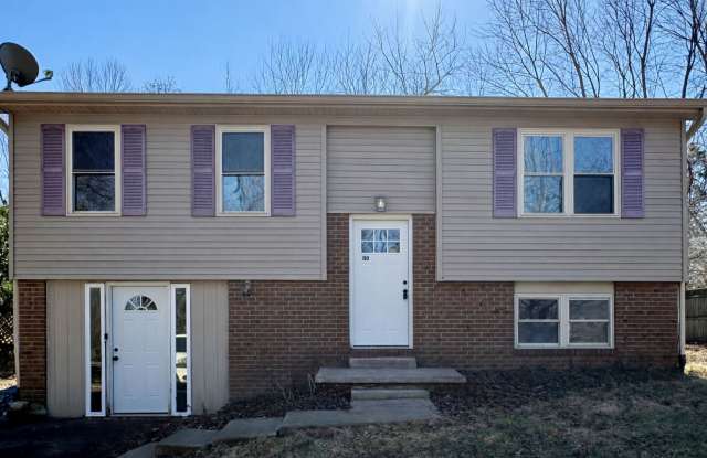 Cozy & Convenient Living! photos photos