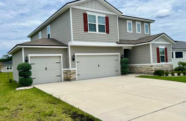 Spacious 5-Bedroom Home with Fenced Backyard – Built in 2022! photos photos