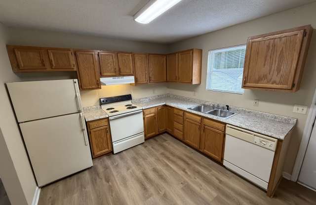 1025 Hoffman Road - 1025 Gallery 2