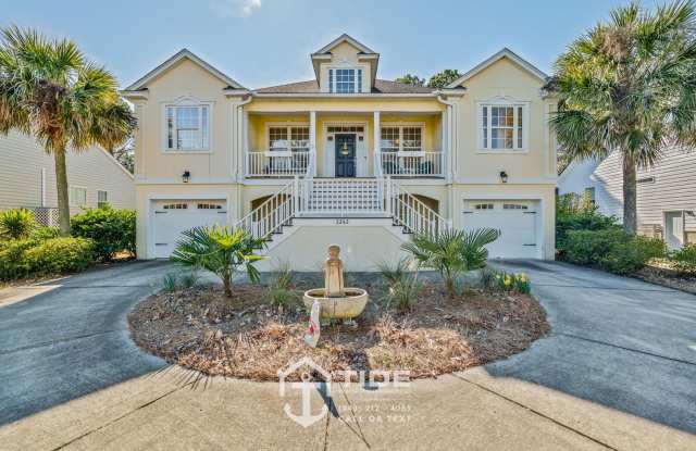 Spacious Retreat in Mt. Pleasant - 2242 Magnolia Meadows Drive, Mount Pleasant, SC 29464